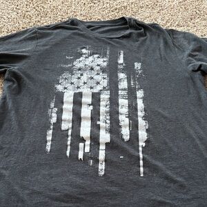 Men's Gray Graphic T-Shirt